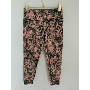 SWEATY BETTY 7/8 Length Slimming Compression Leggings Size Medium